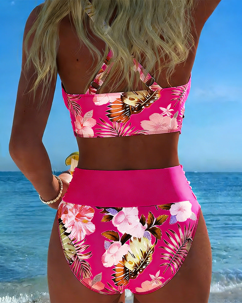 Bikini with contrasting floral print and split