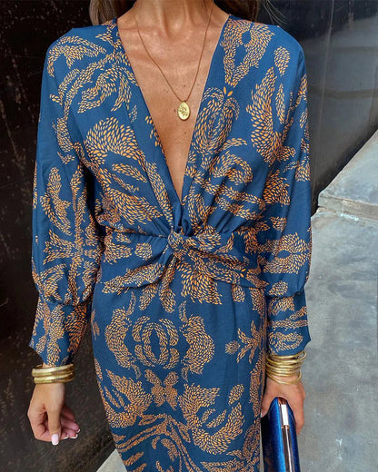 Harper™ | Elegant dress with long sleeves and floral print