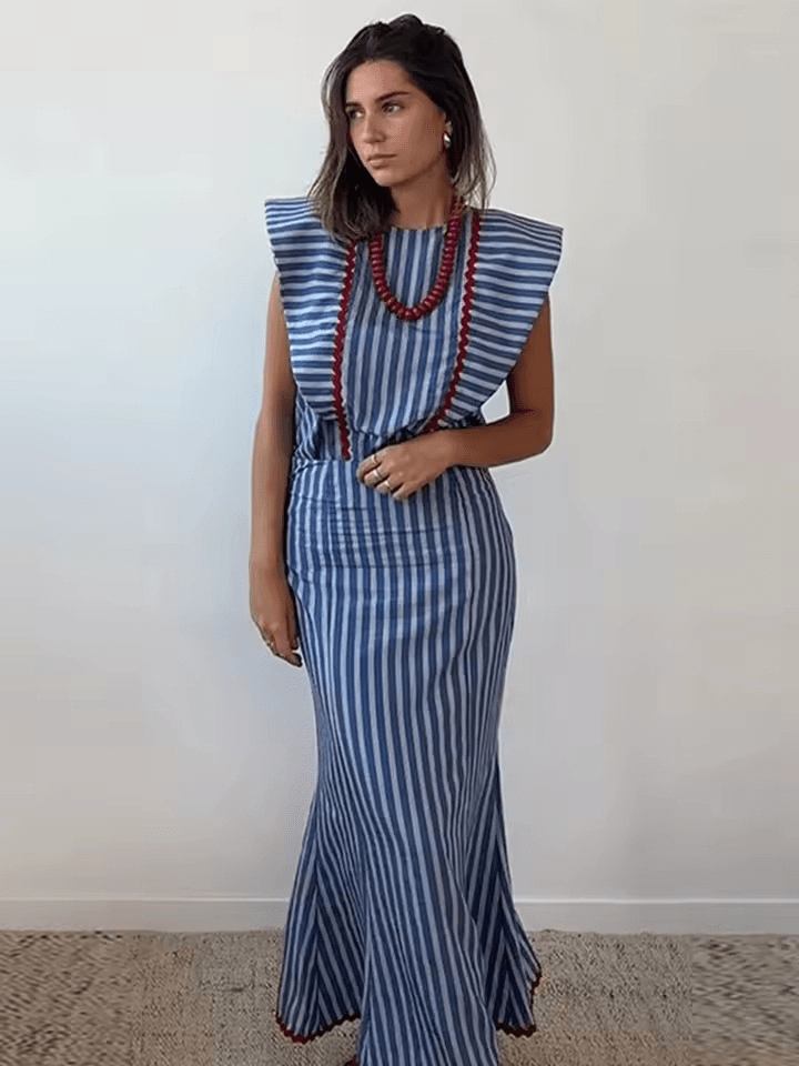 ELIANA | Modern Long Dress with Structured Shoulders for Confidence and Sculptural Fit