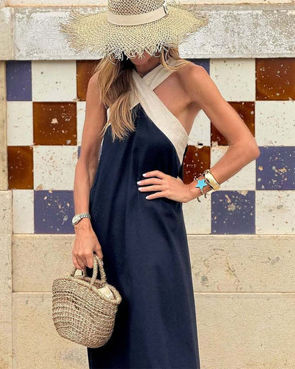SIENNA | Elegant Dress with Exposed Back and Fashionable Collar