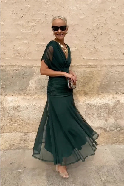 ISABELLA | Elegant Maxi Dress with Flattering Waist and Timeless Class
