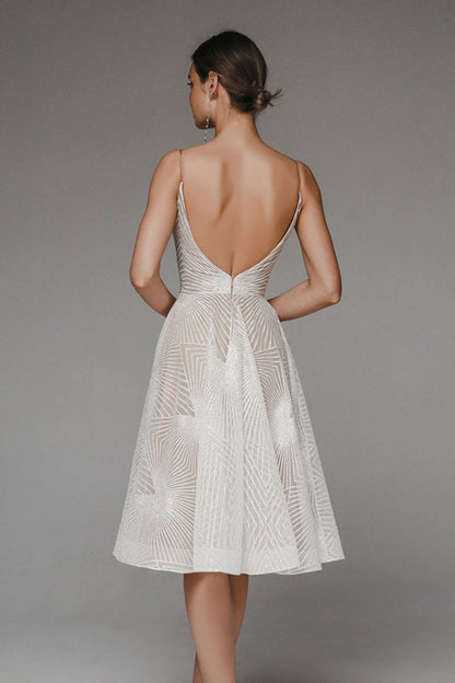 Velia | Elegant and Sparkling Midi Dress