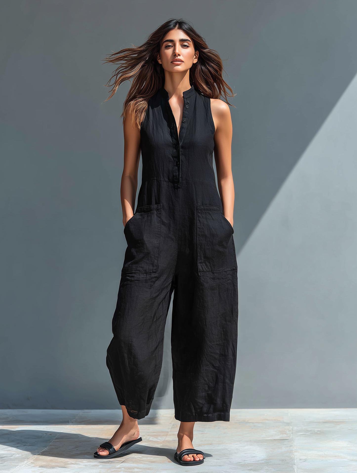 SLOANE | Sleeveless Jumpsuit for Effortless Modern Style