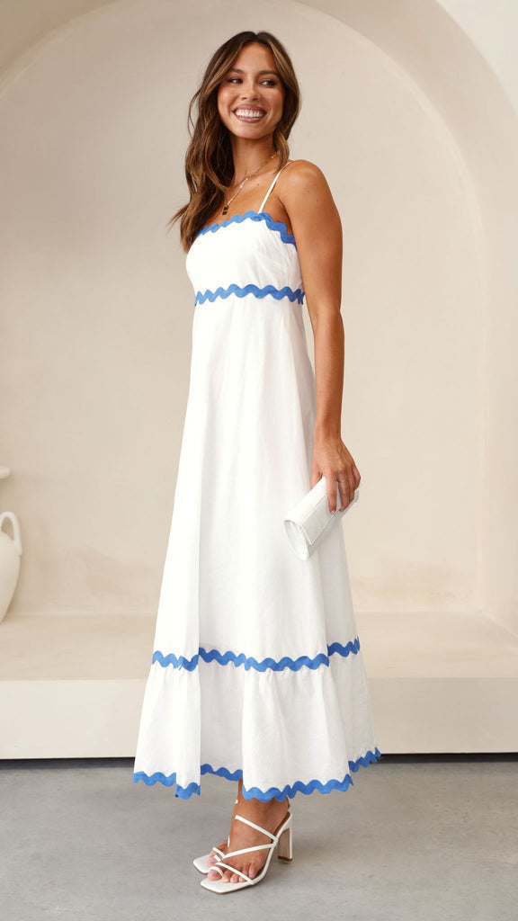 CLARA | LONG DRESS THAT ACCENTS SUMMER FEMININITY