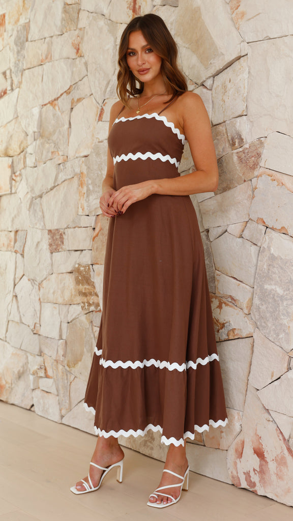 CLARA | LONG DRESS THAT ACCENTS SUMMER FEMININITY