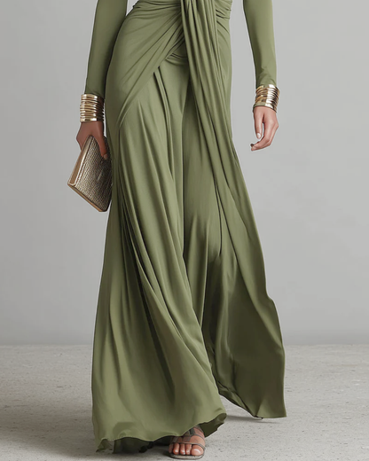 Valentina · Maxi dress with V-neck and ruffle details