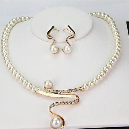 Mila | Pearl Jewelry Set with Elegant Appearance for Timeless Occasions