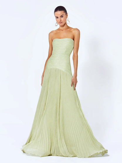 Catrina | Elegant and Comfortable Ceremony Dress