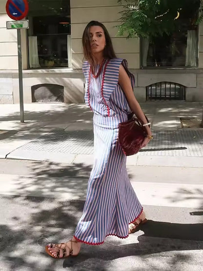 ELIANA | Modern Long Dress with Structured Shoulders for Confidence and Sculptural Fit