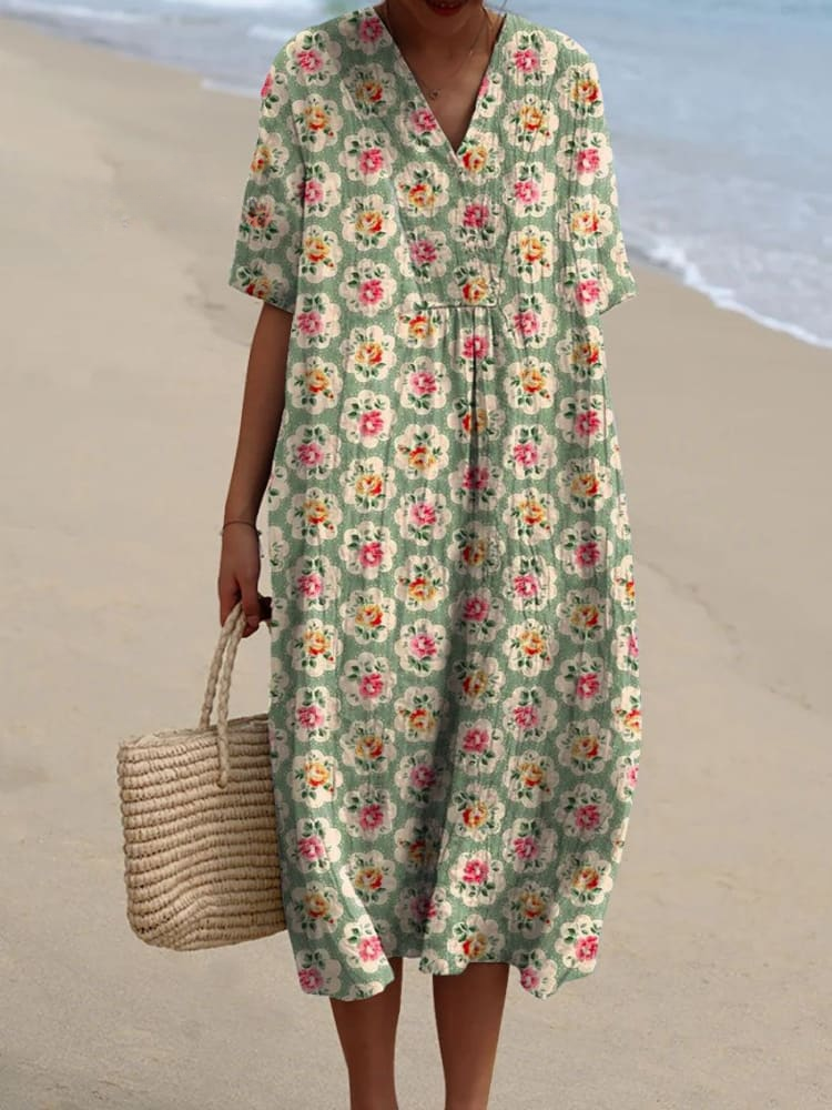 Casual Flowing Dress with Vintage Floral Print