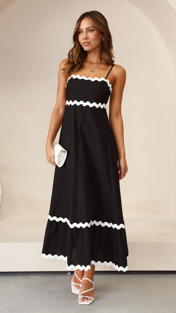 CLARA | LONG DRESS THAT ACCENTS SUMMER FEMININITY