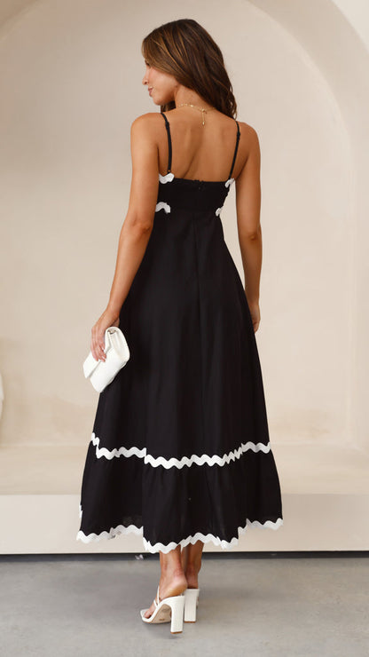 CLARA | LONG DRESS THAT ACCENTS SUMMER FEMININITY