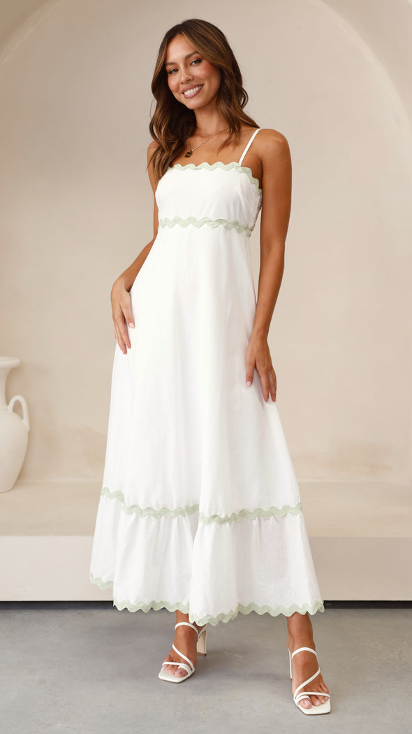 CLARA | LONG DRESS THAT ACCENTS SUMMER FEMININITY
