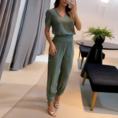 Daphne - Elegant and Trendy Set