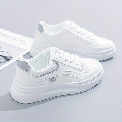 Chic White Sneakers Lightweight Comfort